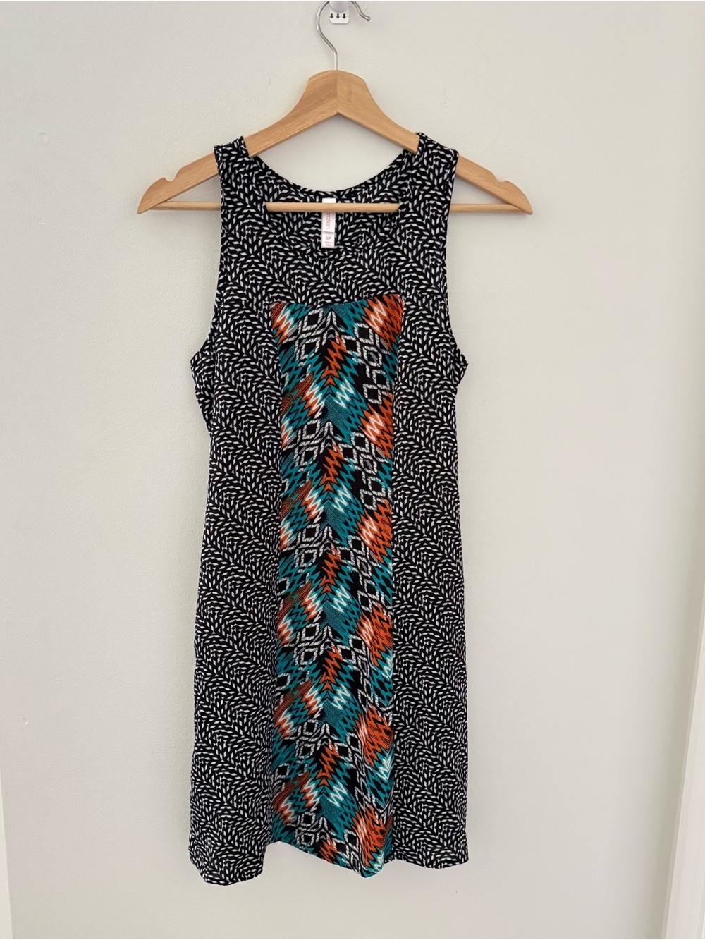 Xhilaration Sleeveless Black Patterned Dress with Teal & Orange Center Panel S